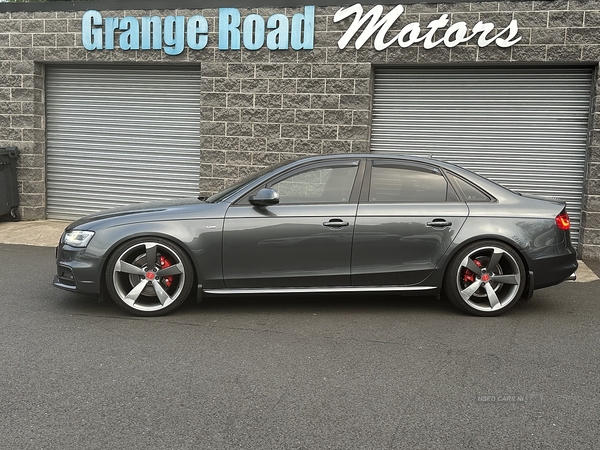 Audi A4 TDI V6 Black Edition in Tyrone