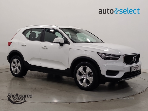 Volvo XC40 2.0 D3 Momentum SUV 5dr Diesel Auto AWD Euro 6 (s/s) (150 ps) in Down