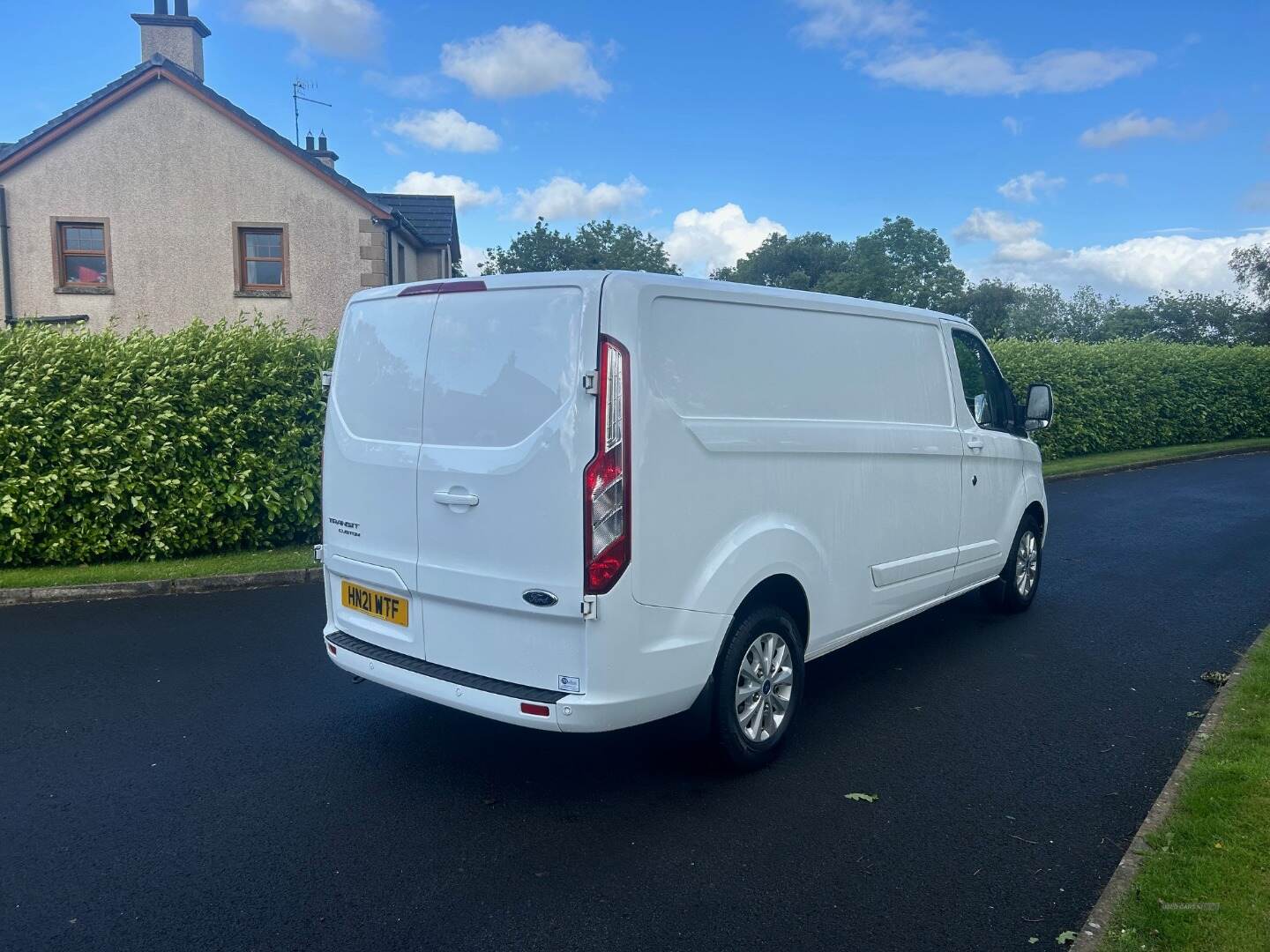 Ford Transit Custom 300 L2 DIESEL FWD in Derry / Londonderry