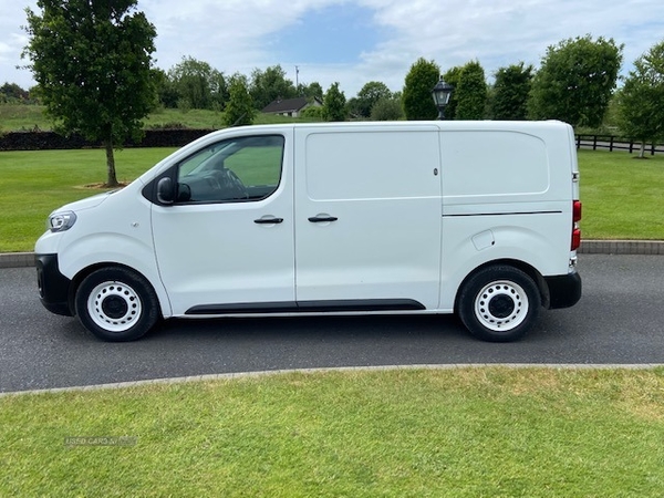 Peugeot Expert 1.6 BlueHDi 1000 in Tyrone