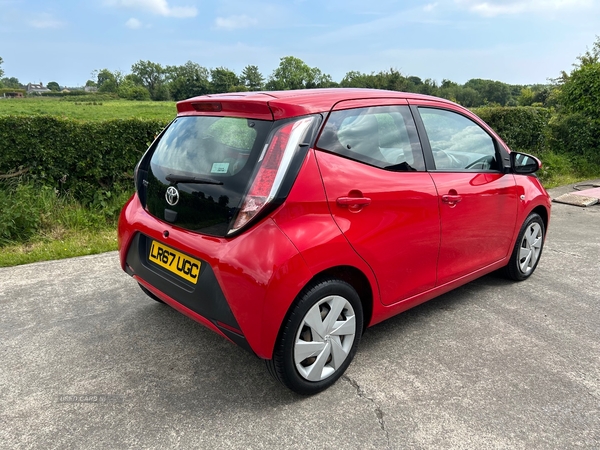 Toyota Aygo HATCHBACK in Down