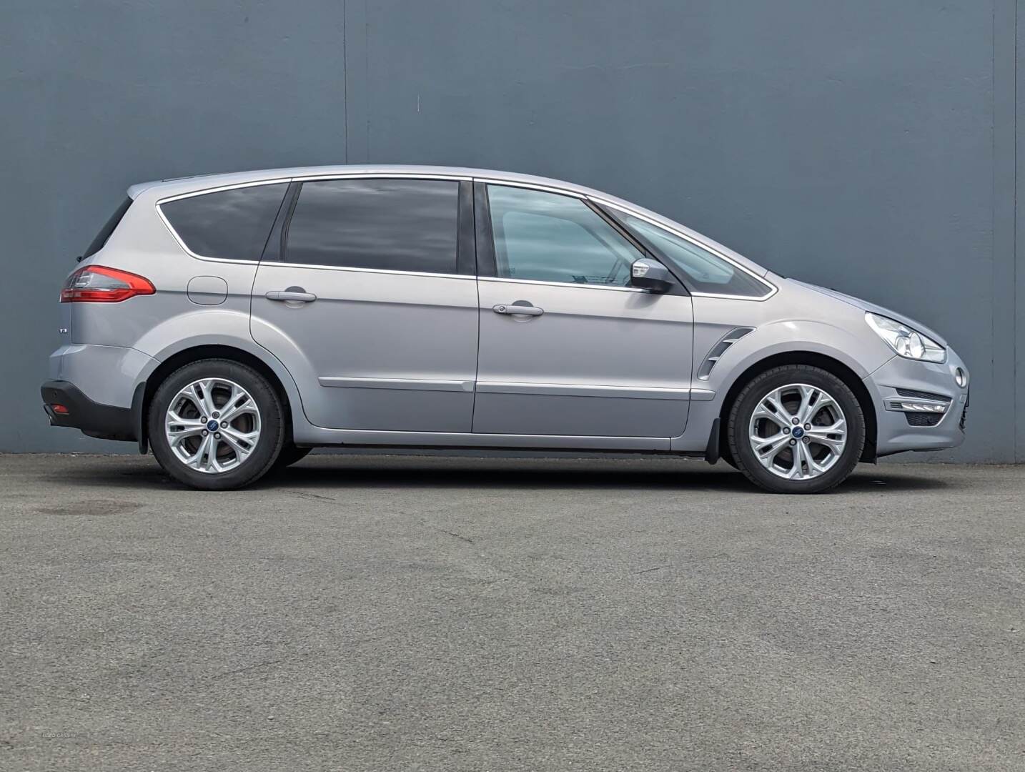 Ford S-Max DIESEL ESTATE in Tyrone