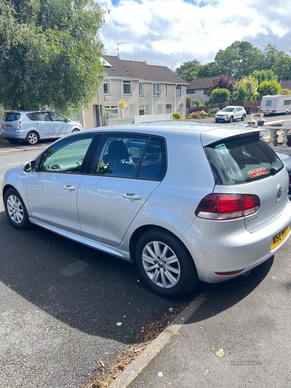 Volkswagen Golf 1.6 TDi 105 BlueMotion 5dr in Down