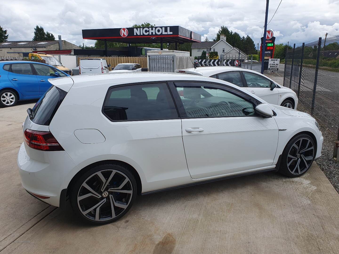 Volkswagen Golf DIESEL HATCHBACK in Armagh