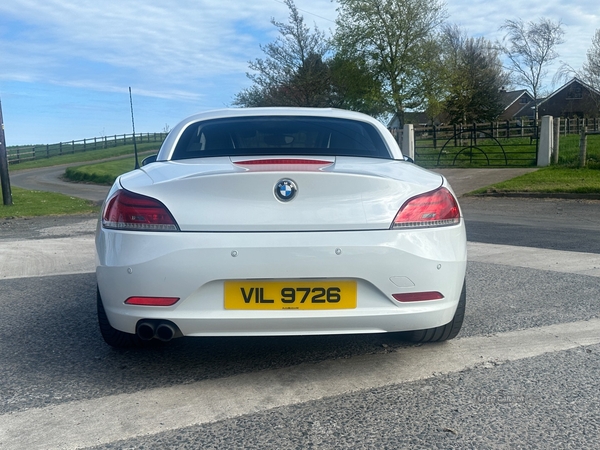 BMW Z4 ROADSTER in Down