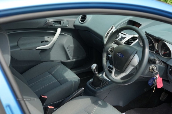Ford Fiesta 1.2 ZETEC 3d 81 BHP ALLOYS, AIRCON, ELECTRIC WINDOWS in Down