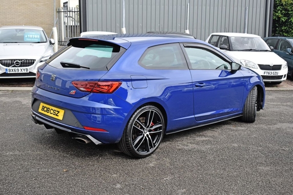 Seat Leon 2.0 TSI CUPRA 3d 297 BHP Cupra in Down