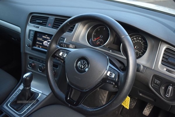 Volkswagen Golf 1.6 SE TDI BLUEMOTION TECHNOLOGY DSG 5d 103 BHP New Timing Belt in Down