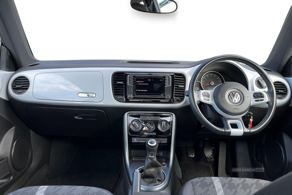 Volkswagen Beetle DESIGN TSI BLUEMOTION TECHNOLOGY 3dr - REAR PARKING SENSORS, TOUCHSCREEN DISPLAY, AIR CON, BLUETOOTH, BLACK CONTRASTING WING MIRRORS & ROOF and more in Antrim