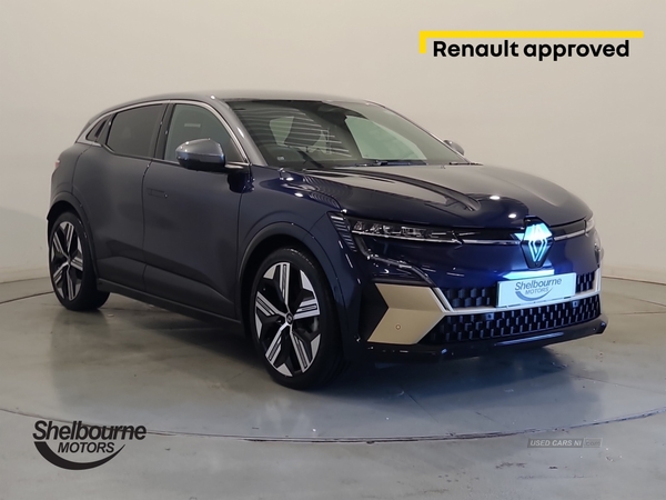 Renault Megane All New Megane Iconic EV60 E-Tech 220 5dr Auto in Armagh