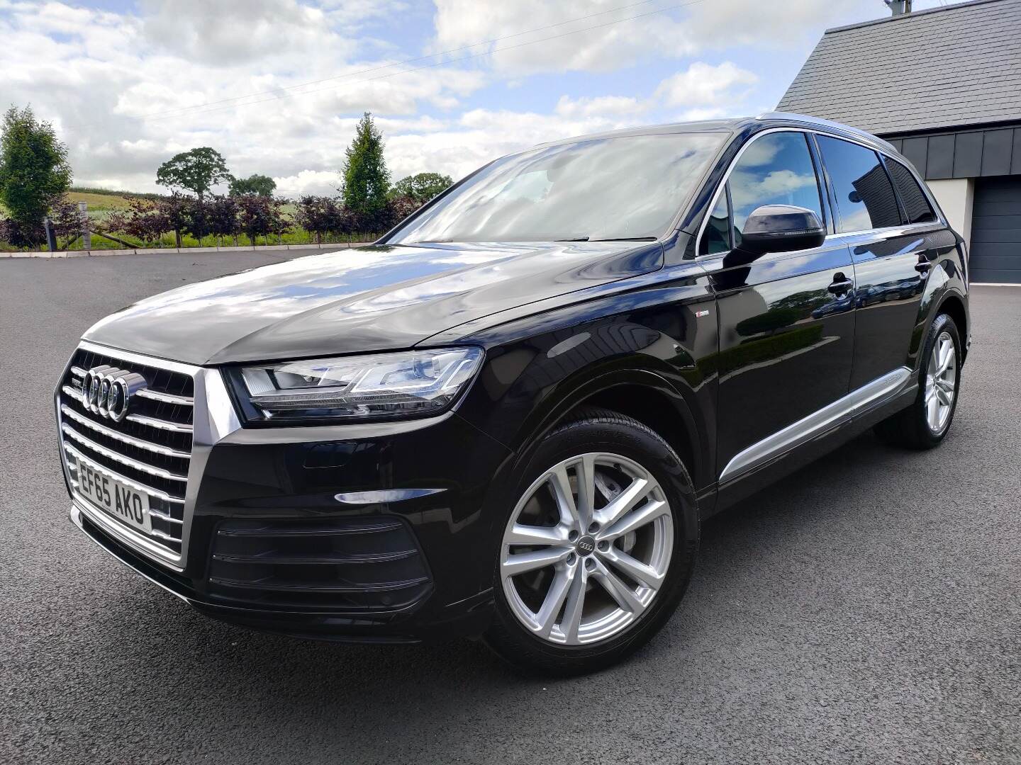 Audi Q7 DIESEL ESTATE in Armagh