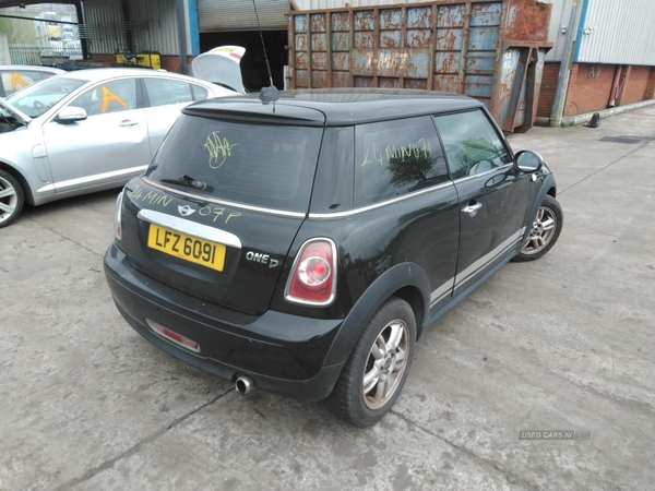 MINI Hatch DIESEL in Armagh