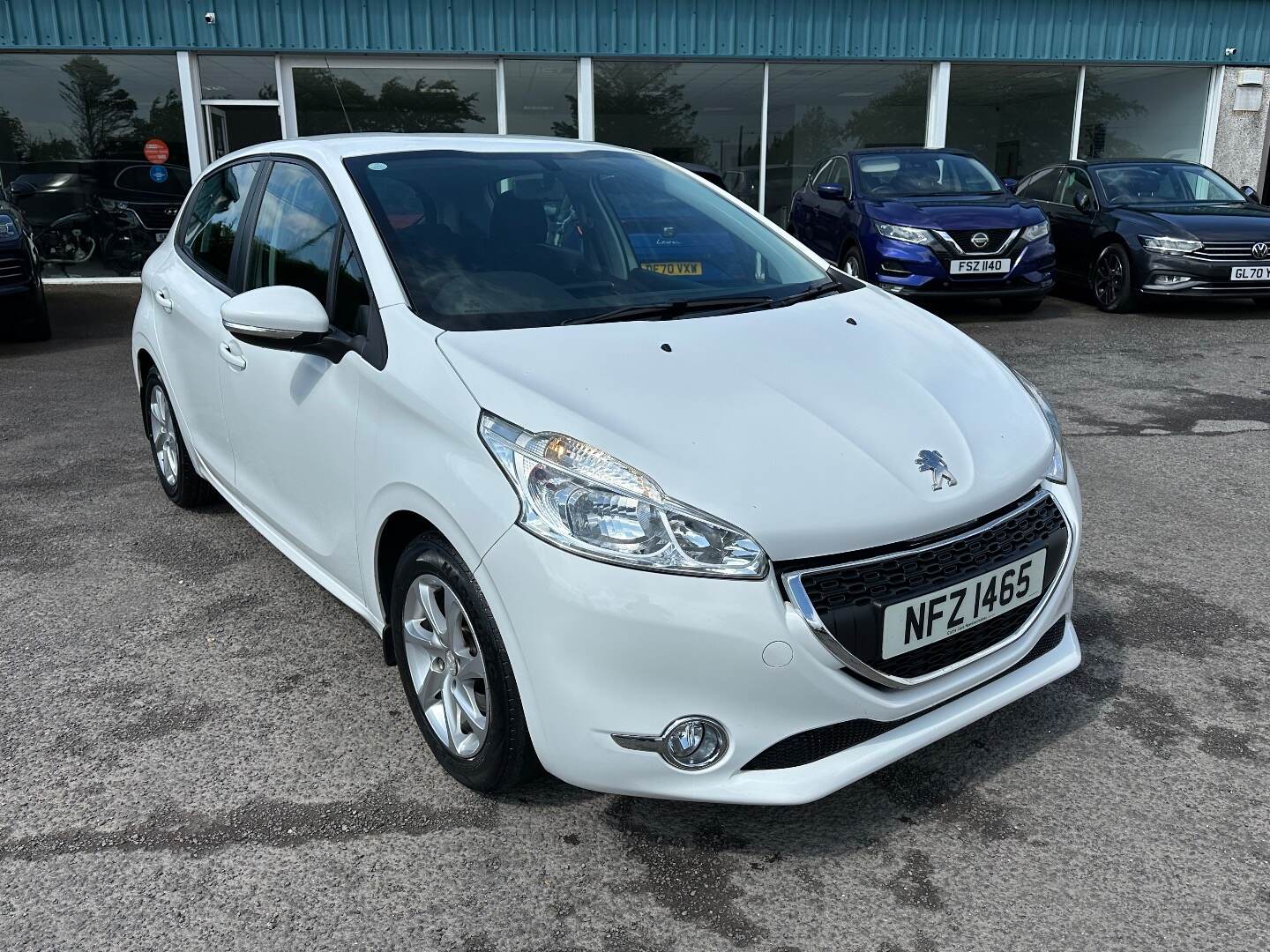 Peugeot 208 HATCHBACK in Antrim