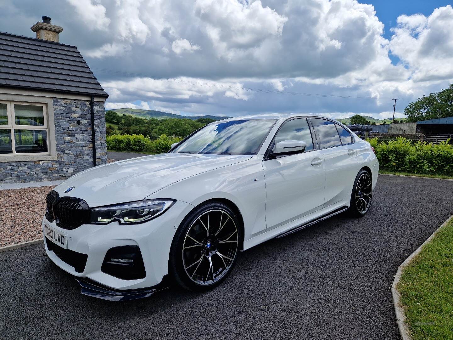 BMW 3 Series DIESEL SALOON in Down