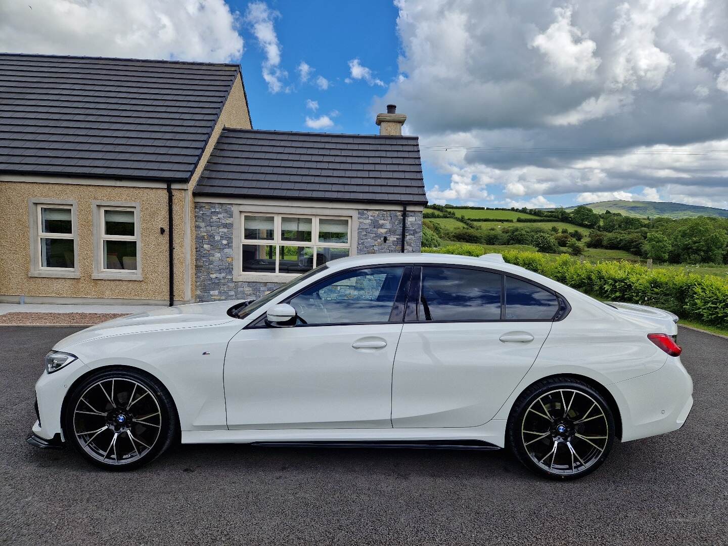 BMW 3 Series DIESEL SALOON in Down