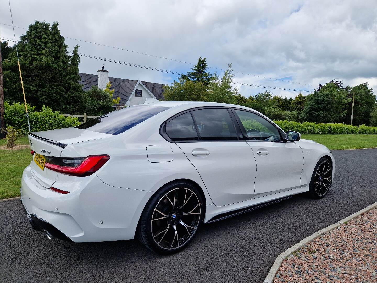 BMW 3 Series DIESEL SALOON in Down