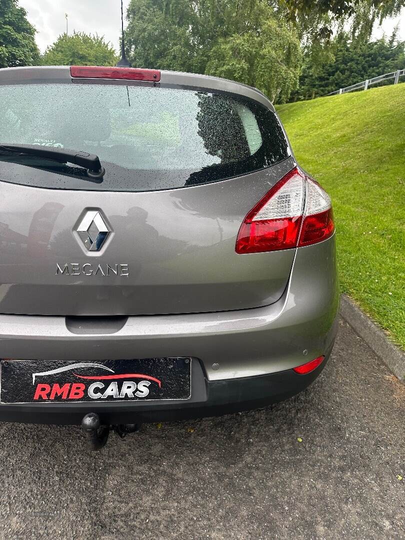 Renault Megane HATCHBACK in Down