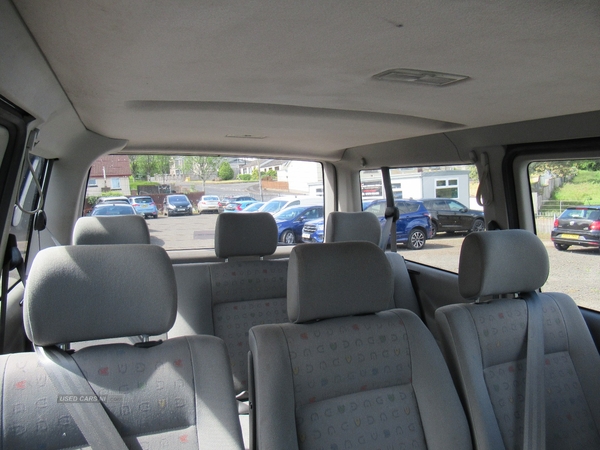 Volkswagen Transporter Shuttle Bus 2.5 TDi 9 Seater in Derry / Londonderry