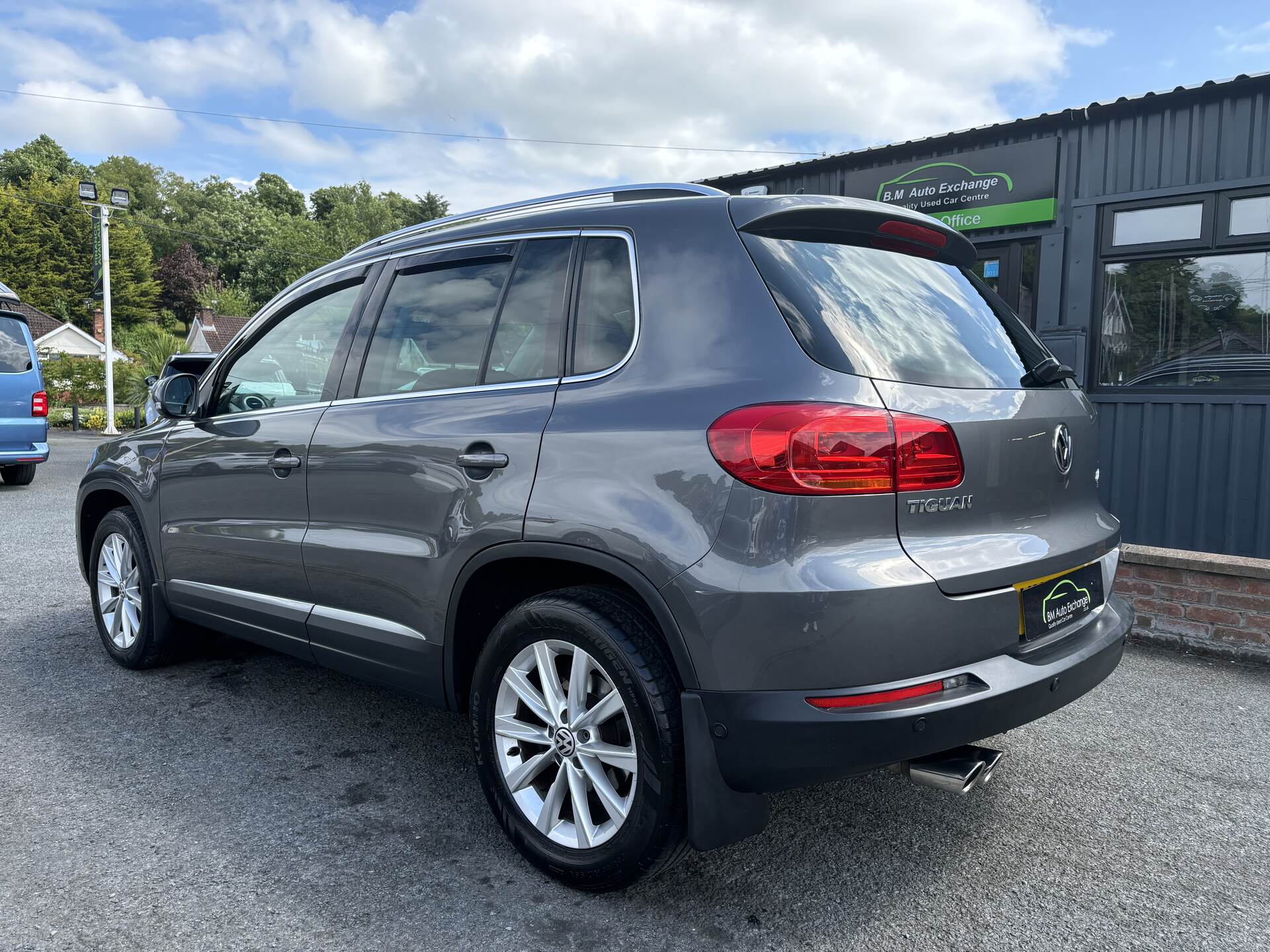 Volkswagen Tiguan DIESEL ESTATE in Down