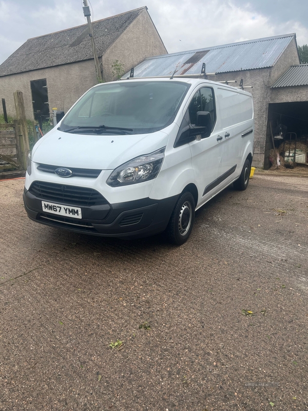 Ford Transit Custom 2.0 TDCi 105ps Low Roof Van in Armagh