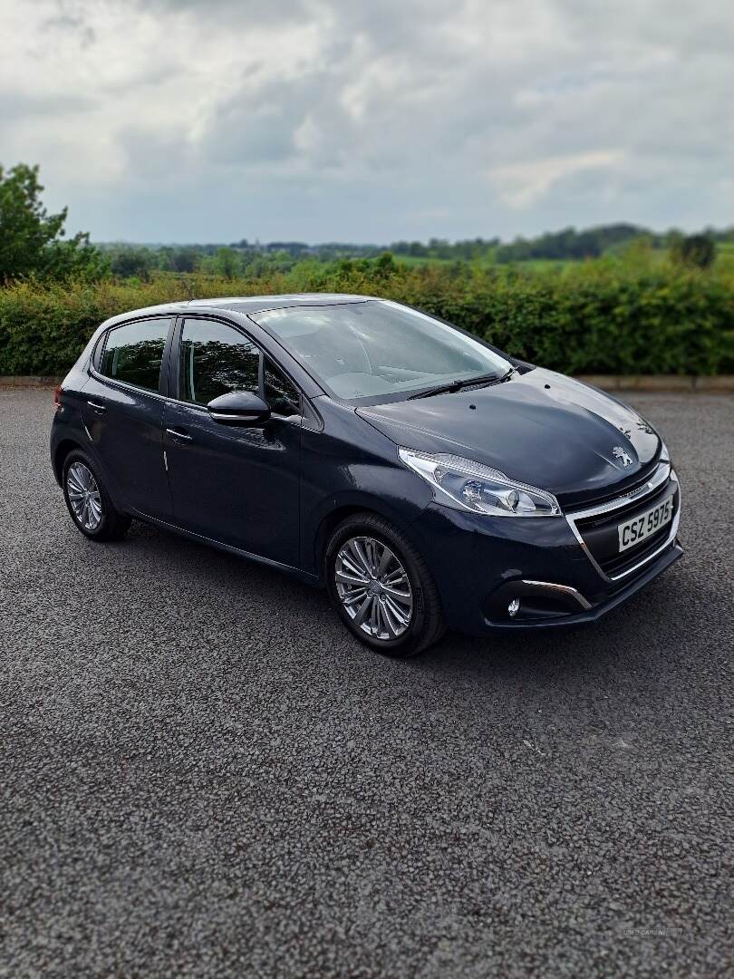 Peugeot 208 HATCHBACK in Armagh