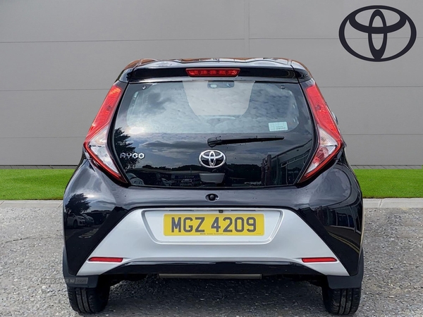 Toyota Aygo 1.0 Vvt-I X-Play 5Dr in Down