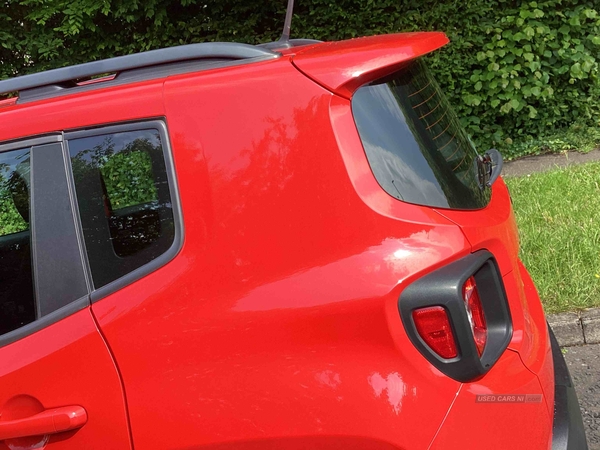 Jeep Renegade LONGITUDE M-JET in Down