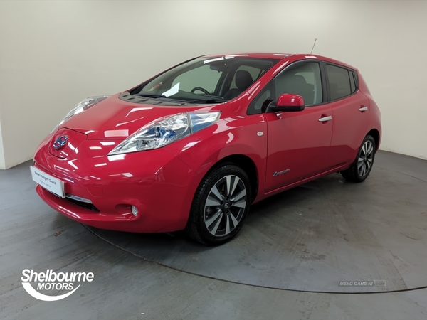 Nissan LEAF Tekna 30kwh in Armagh