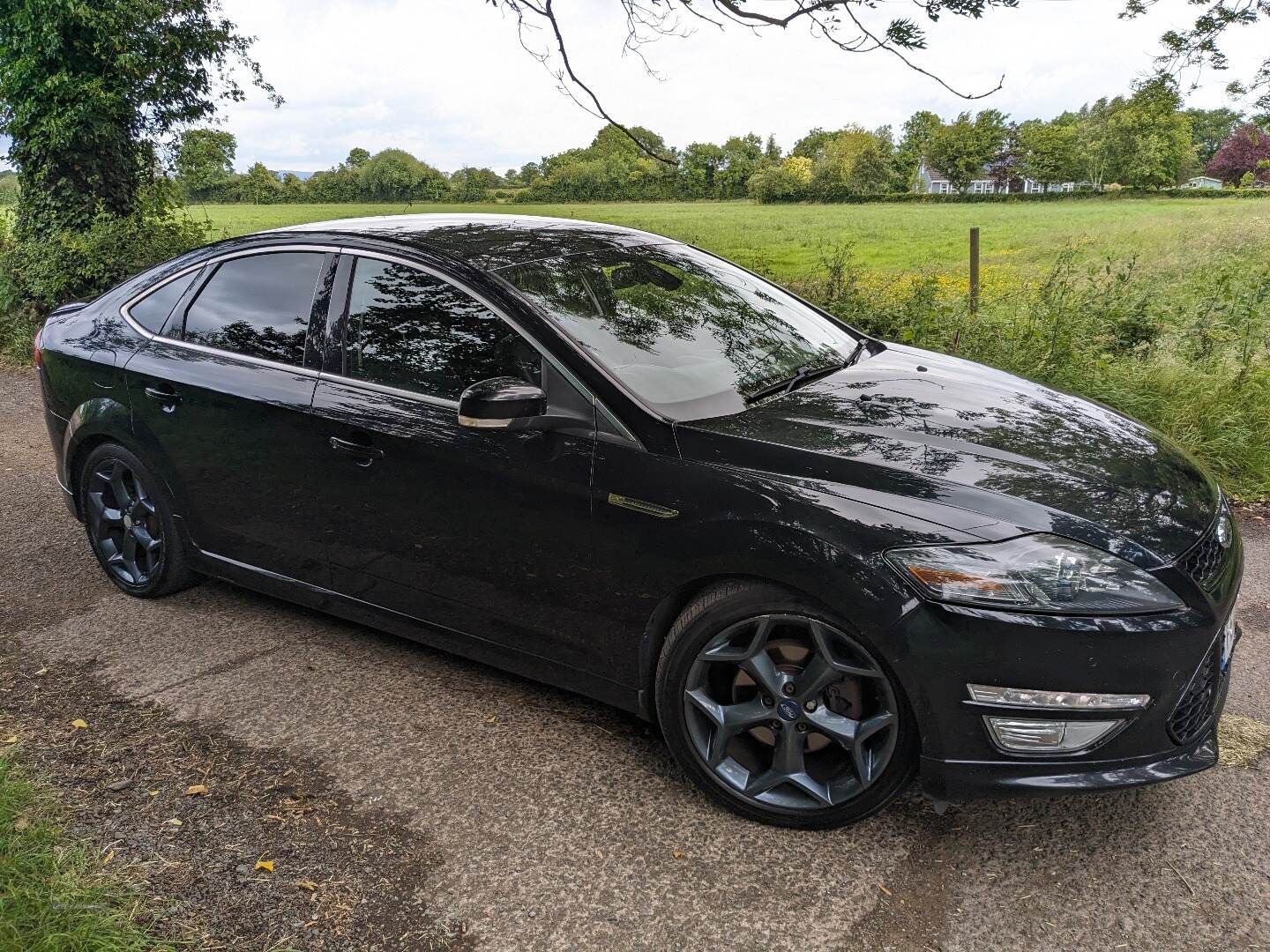 Ford Mondeo DIESEL HATCHBACK in Antrim