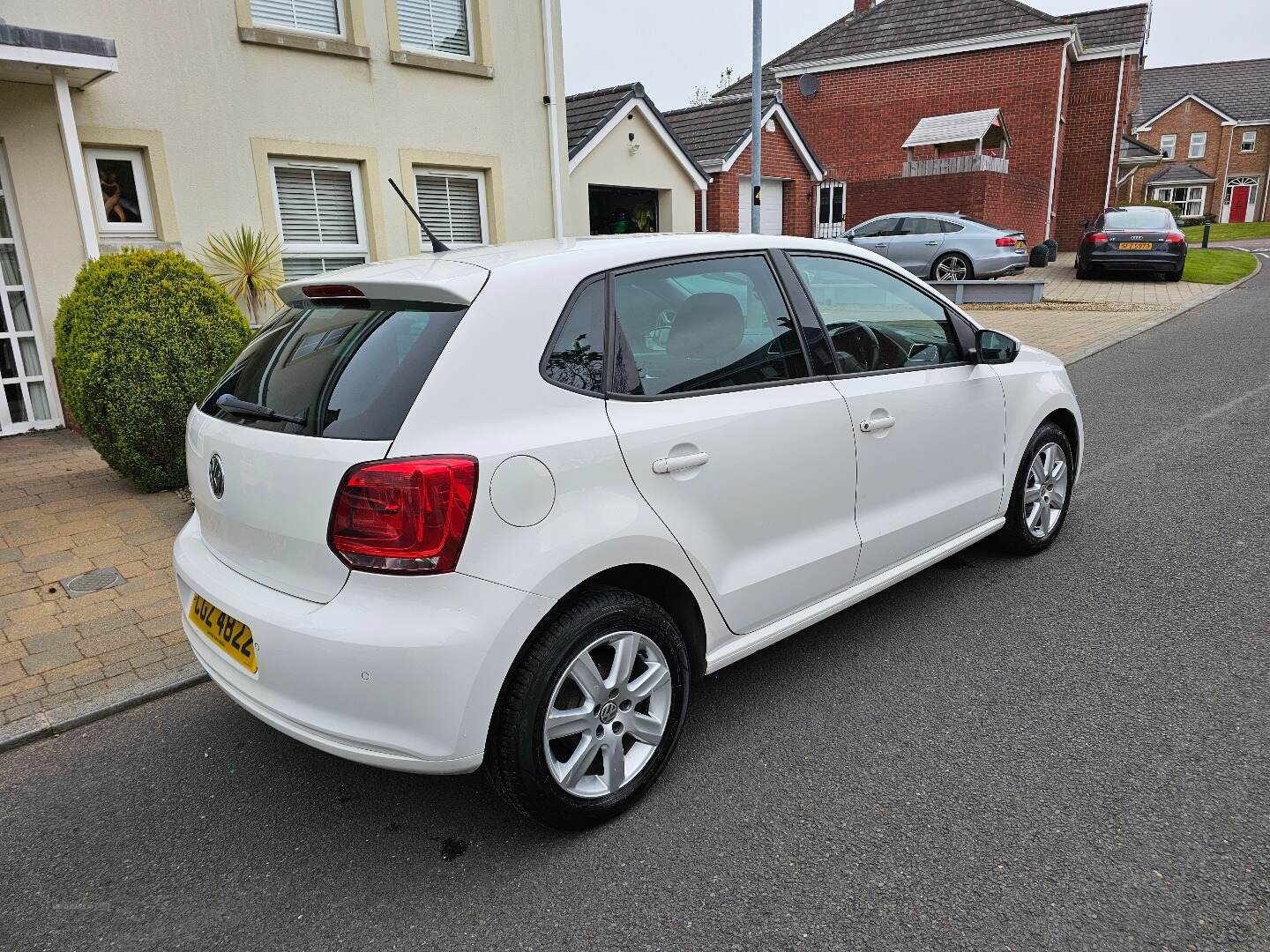 Volkswagen Polo HATCHBACK in Down