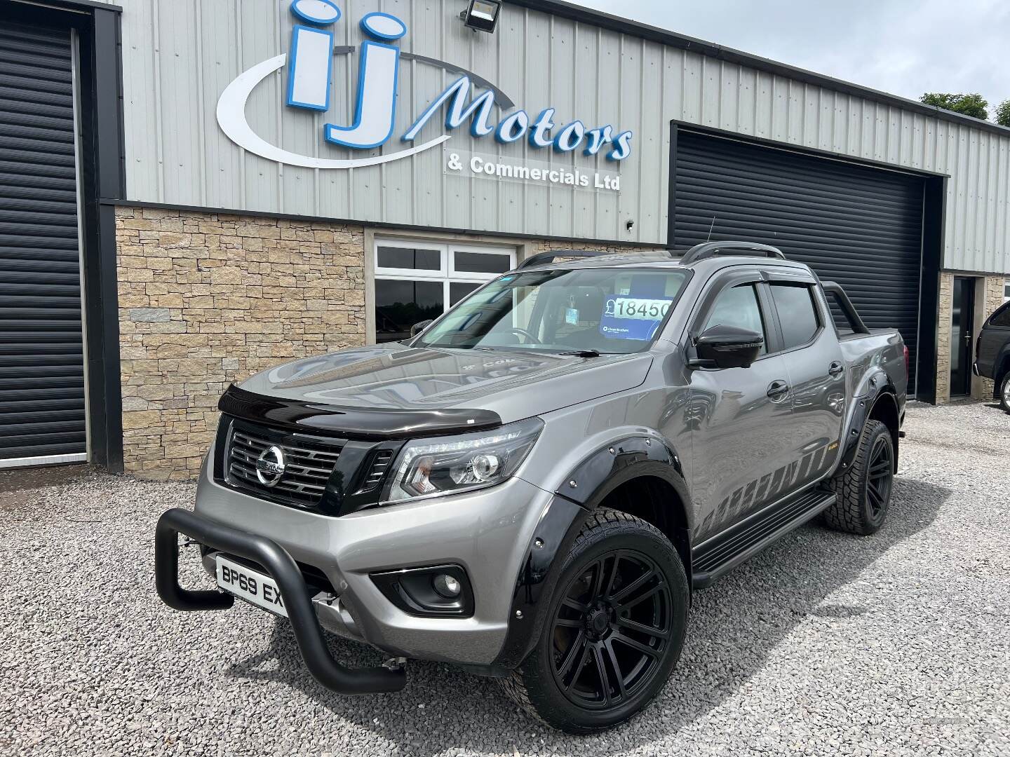 Nissan Navara SPECIAL EDITION in Tyrone