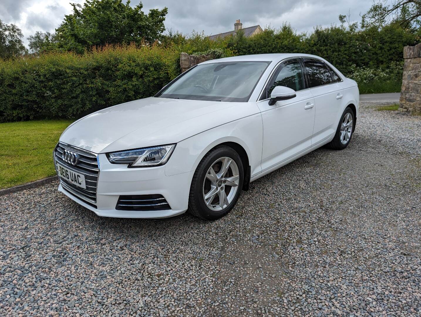 Audi A4 DIESEL SALOON in Tyrone