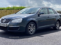 Volkswagen Jetta 1.6 SE TDi CR 4dr in Antrim