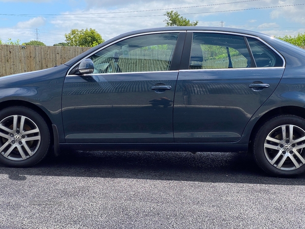 Volkswagen Jetta 1.6 SE TDi CR 4dr in Antrim