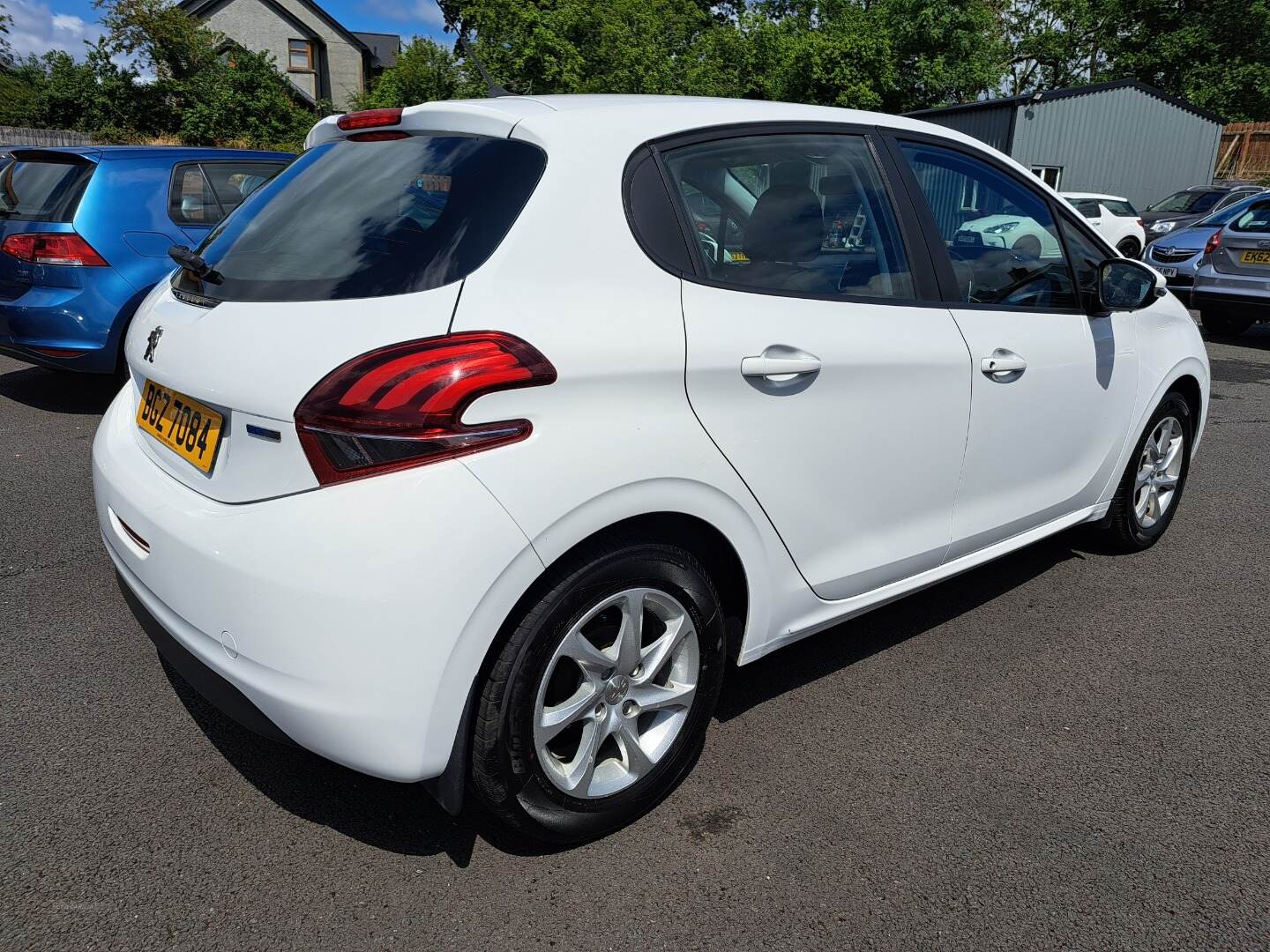 Peugeot 208 HATCHBACK in Antrim