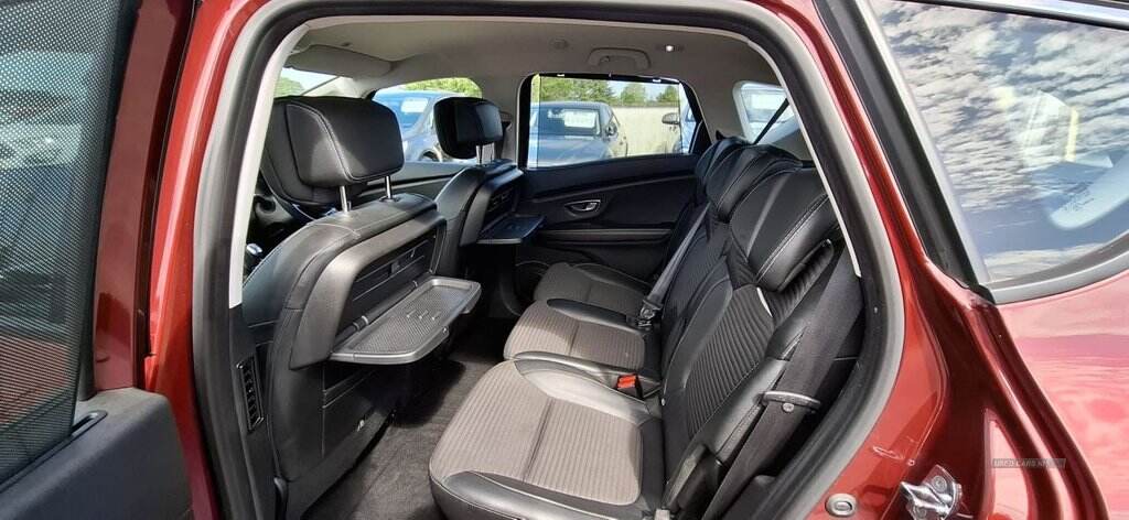 Jun 2018 Renault Scenic 1.2 TCE 130 Dynamique Nav 5dr