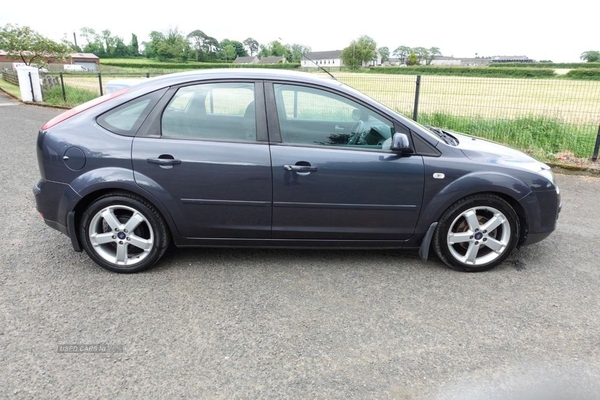 Ford Focus 1.6 ZETEC CLIMATE 5d 100 BHP LONG MOT / 5 DOOR PETROL HATCH in Antrim