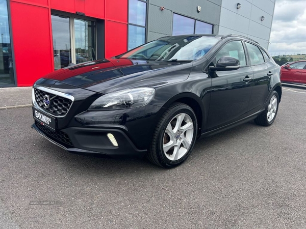 Volvo V40 D2 Lux Nav 5dr in Derry / Londonderry