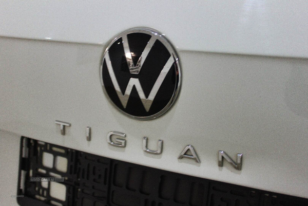 Volkswagen Tiguan 2.0 TDI 4Motion R-Line 5dr DSG in Derry / Londonderry