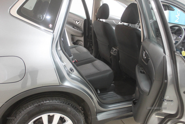 Nissan X-Trail 1.7 dCi Visia 5dr [7 Seat] in Derry / Londonderry