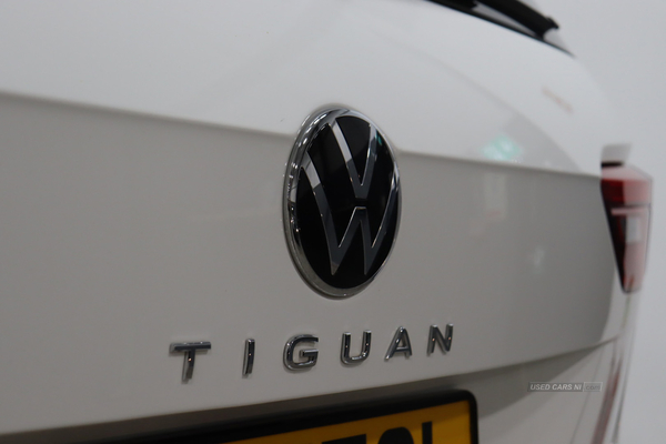 Volkswagen Tiguan R-LINE TDI DSG in Antrim