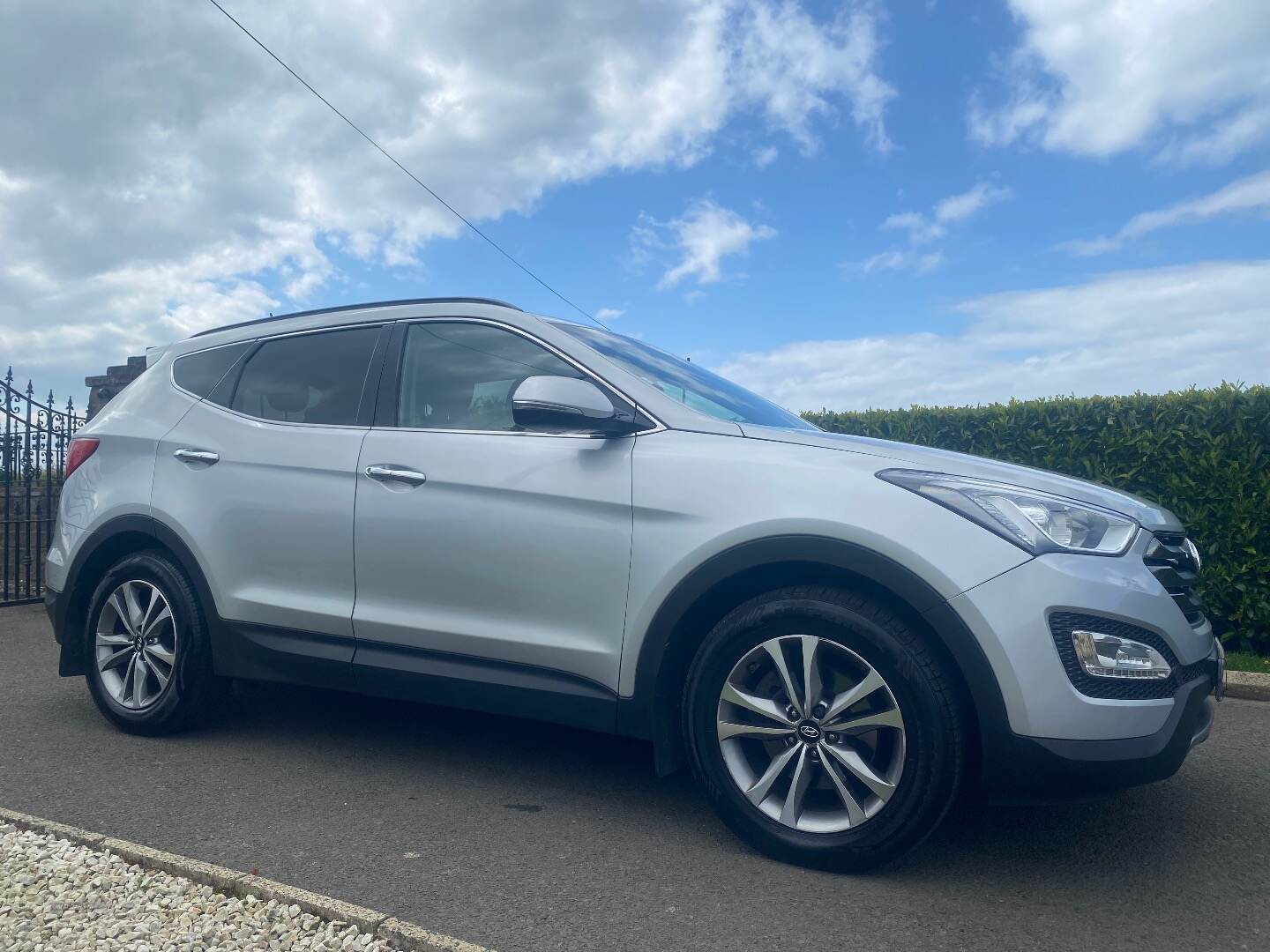 Hyundai Santa Fe DIESEL ESTATE in Antrim