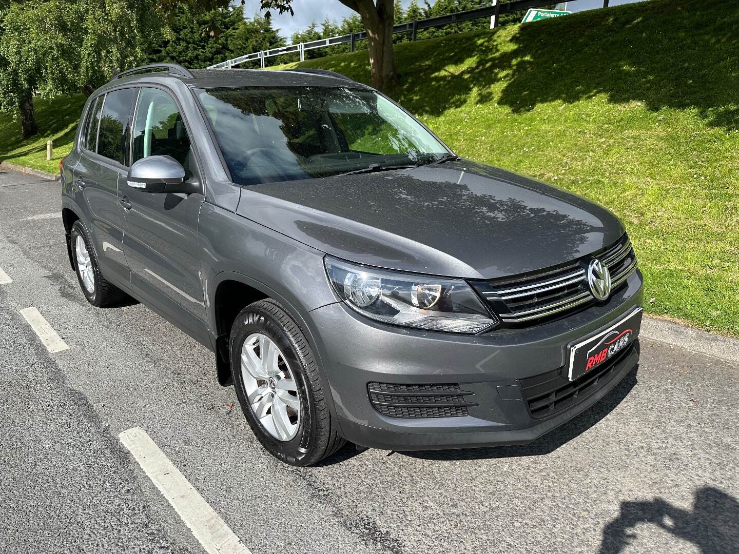 Volkswagen Tiguan DIESEL ESTATE in Down