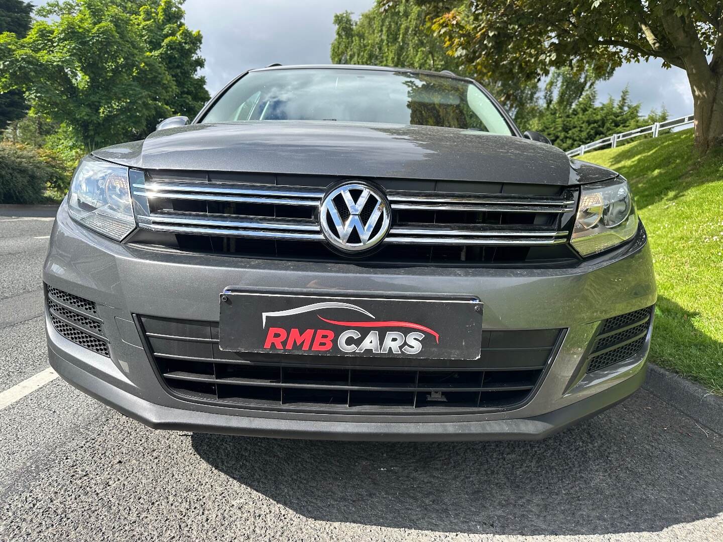 Volkswagen Tiguan DIESEL ESTATE in Down