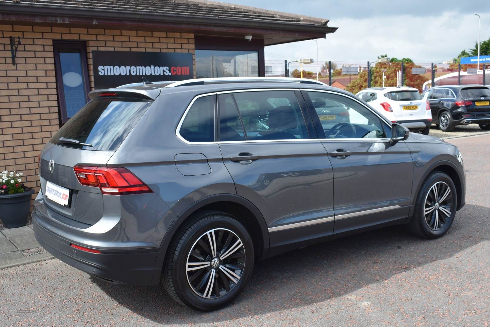 Volkswagen Tiguan ESTATE in Antrim