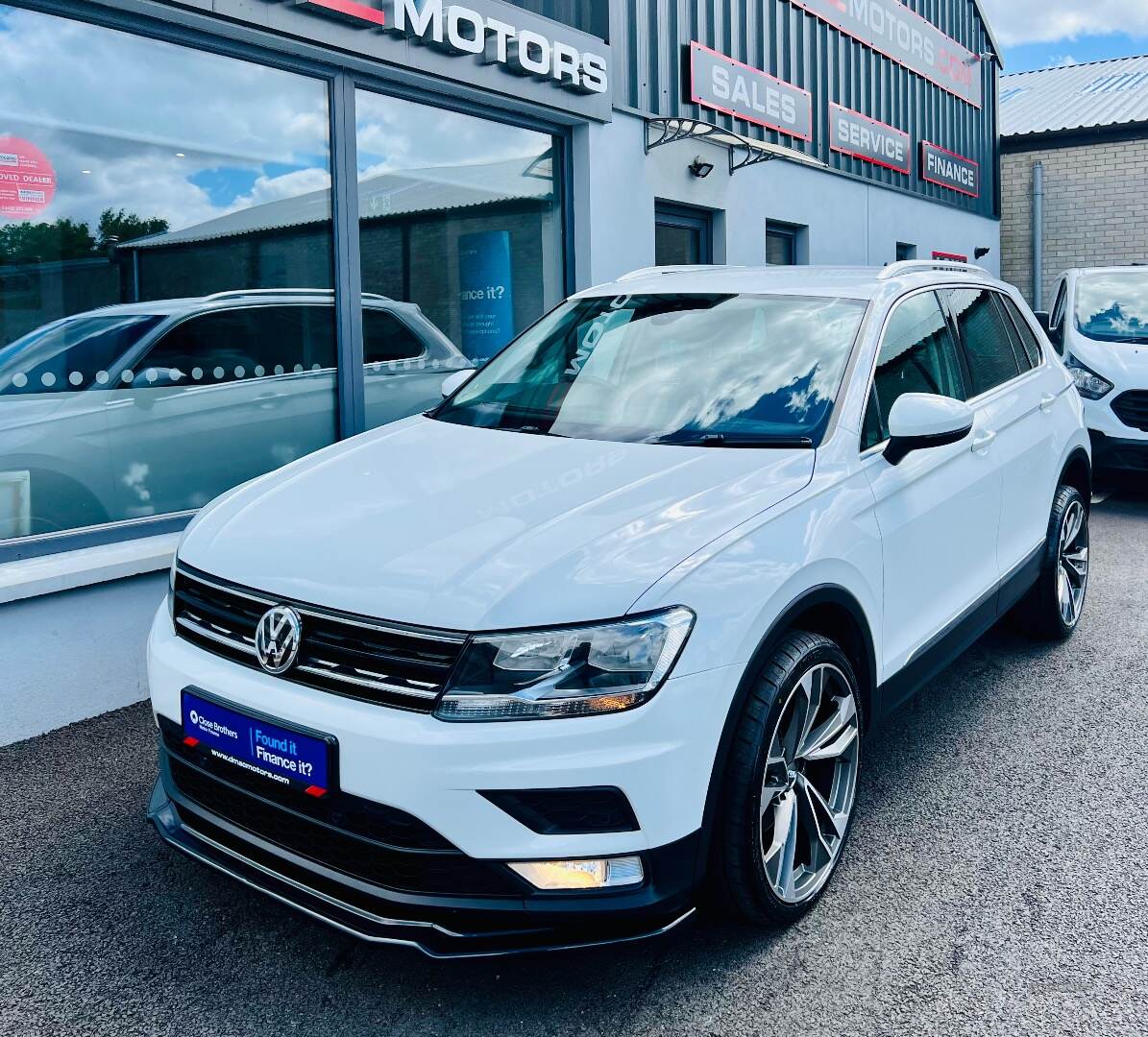 Volkswagen Tiguan DIESEL ESTATE in Tyrone