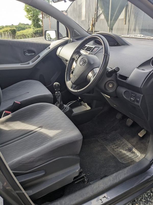 Toyota Yaris 1.33 VVT-i TR 5dr [6] in Armagh