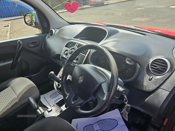Renault Kangoo MAXI DIESEL in Derry / Londonderry