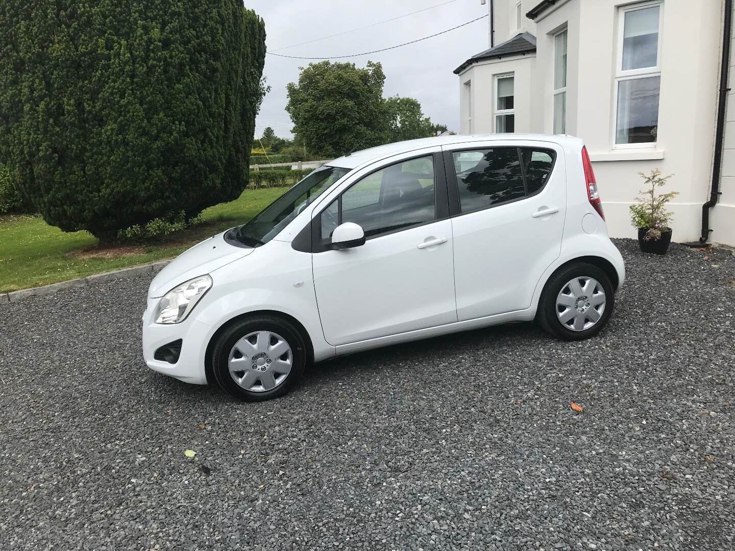 Suzuki Splash HATCHBACK in Down