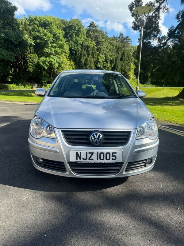 Volkswagen Polo 1.2 S 70 3dr in Down